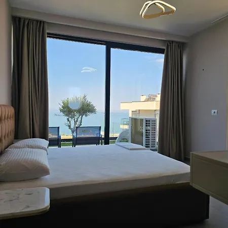 Infinity View Seafront * Sarande