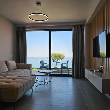 Infinity View Seafront